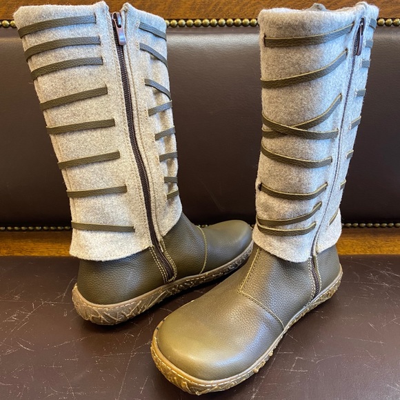 El naturalista wool and leather side zipper boot - Picture 3 of 3